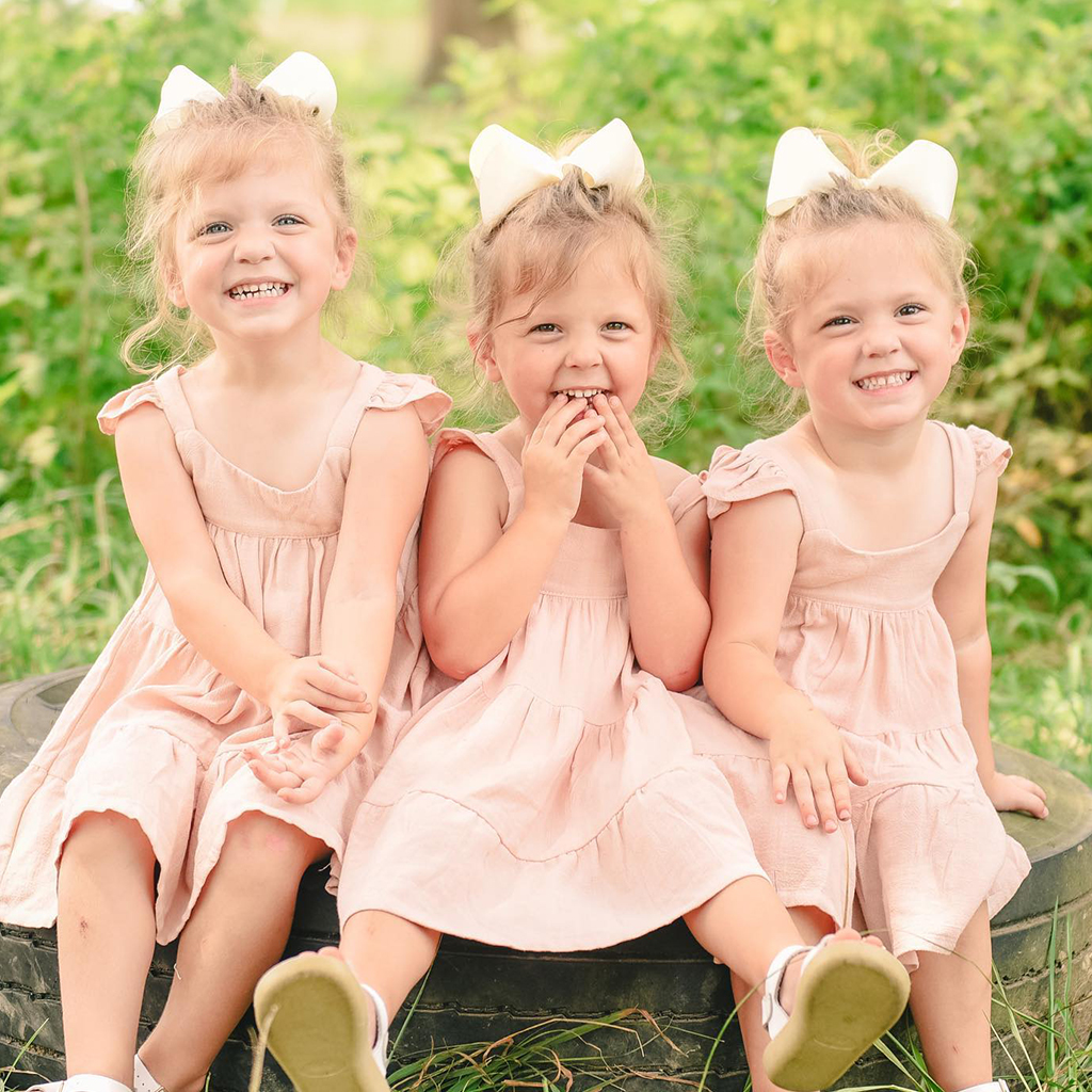 God’s Divine Nine – The Waldrop Sextuplets Pose With Brothers In First ...