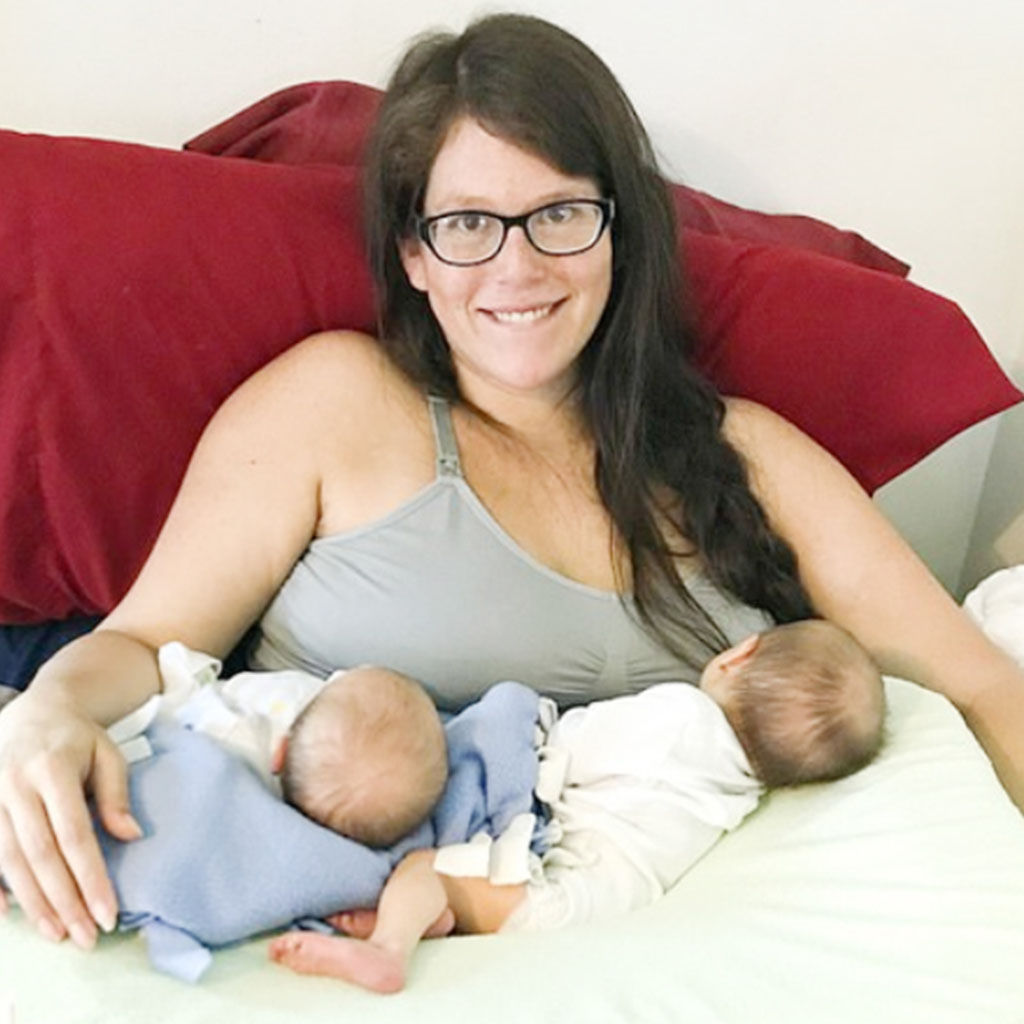 Mom Was Completely Overwhelmed When Gave Birth Her Daughter S Twin After Having No Idea She Was